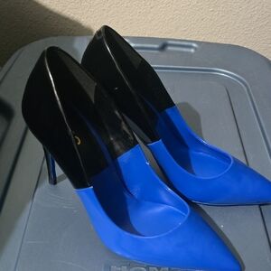 Aldo Vibrant Blue and Black Heels
